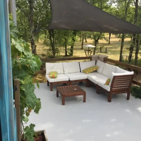 Dom wakacyjny Detached House In A Beautiful Area In